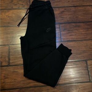 Men’s Nike Tech Joggers